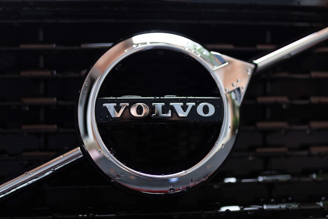 Gebruikte auto onderdelen voor Volvo en Opel bezitters